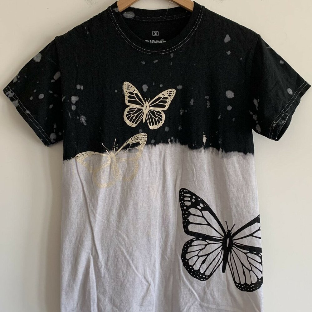 Butterfly Dip-Dye Tee Shirt Small